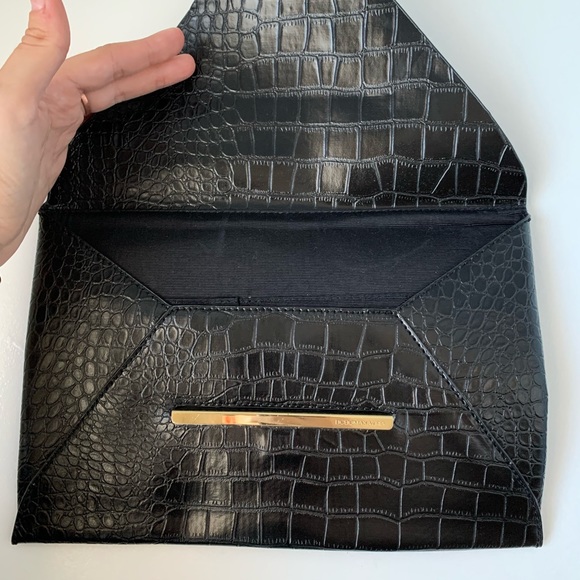 BCBG black leather print envelope clutch - Picture 3 of 5